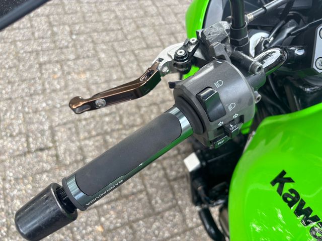 kawasaki - z-750
