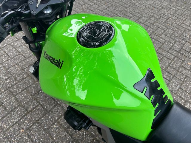 kawasaki - z-750