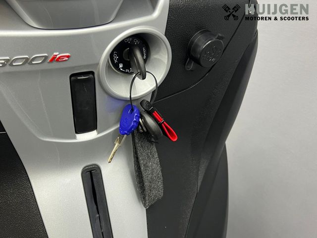 piaggio - mp3-300-lt-yourban