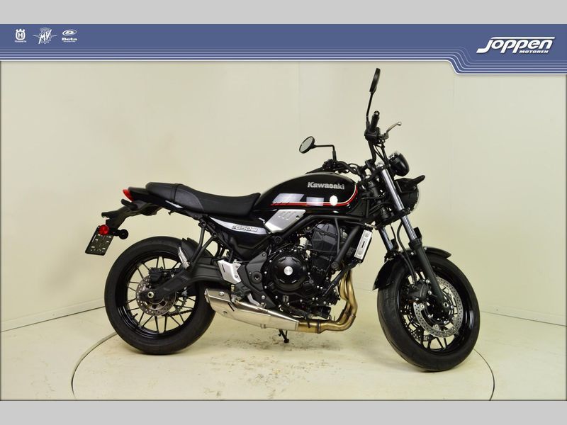 Kawasaki z650rs 2023 nieuw