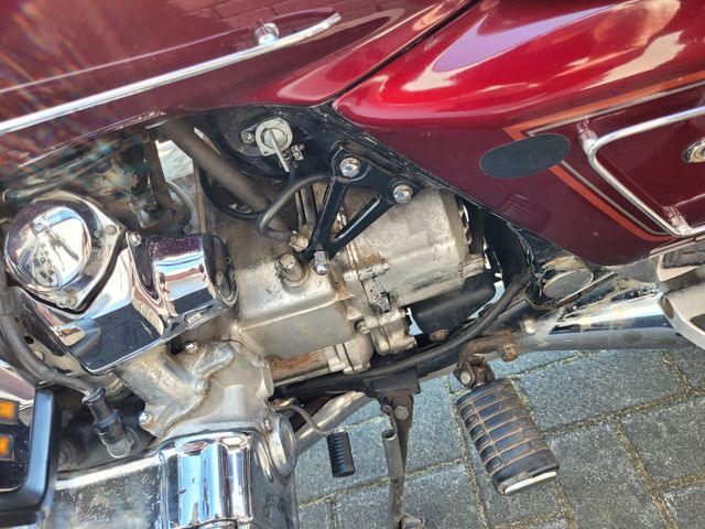 honda - gl-1200-goldwing