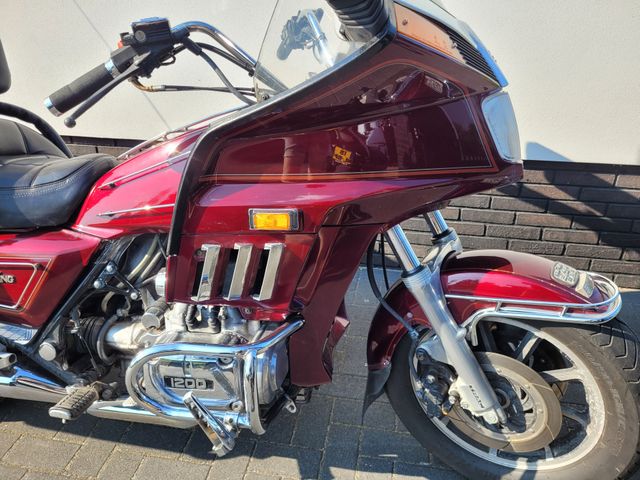 honda - gl-1200-goldwing