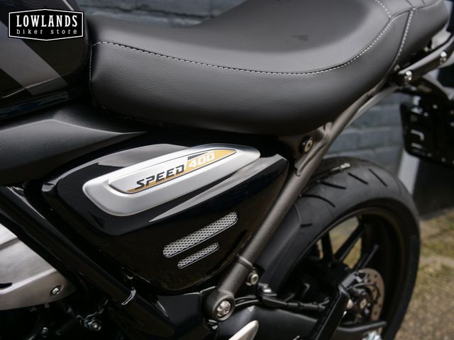 triumph - speed-400
