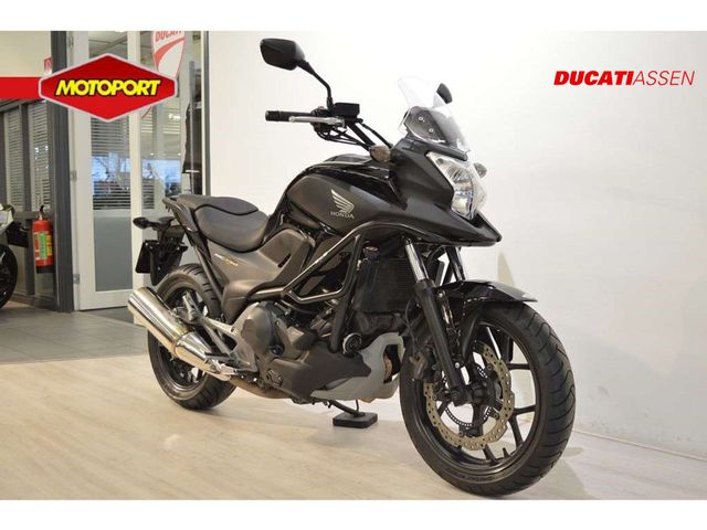 honda - nc-750-x-dct