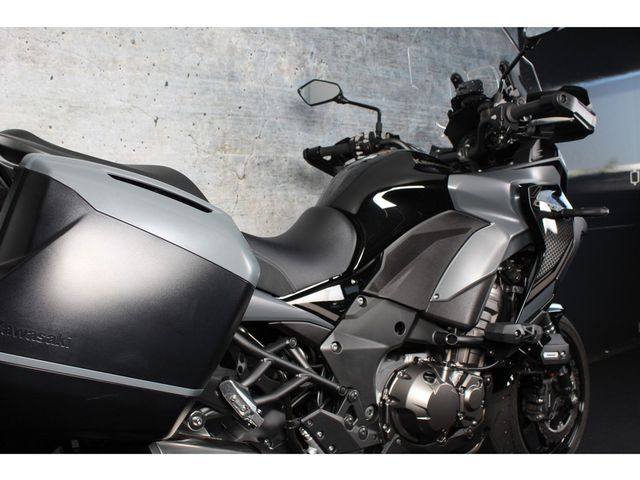 kawasaki - versys-1000-se-tourer--