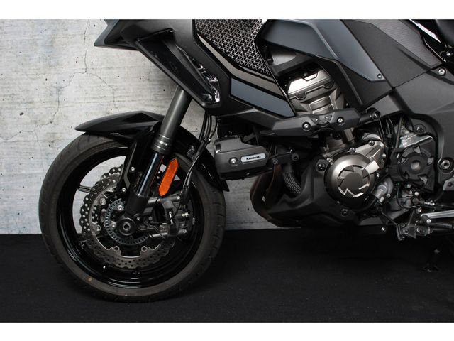 kawasaki - versys-1000-se-tourer--