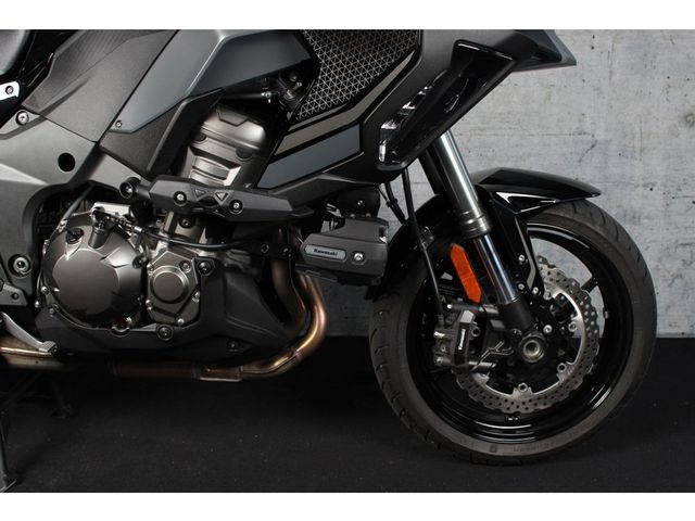kawasaki - versys-1000-se-tourer--