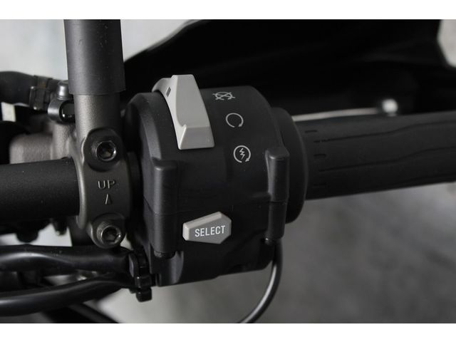 kawasaki - versys-1000-se-tourer--