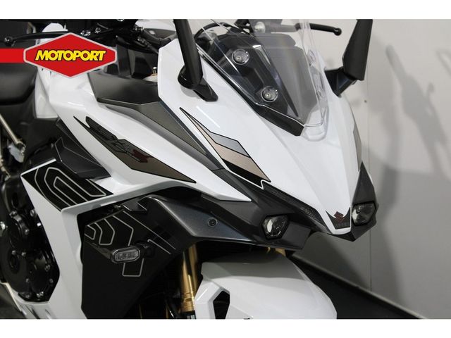 suzuki - gsx-s-1000-gt