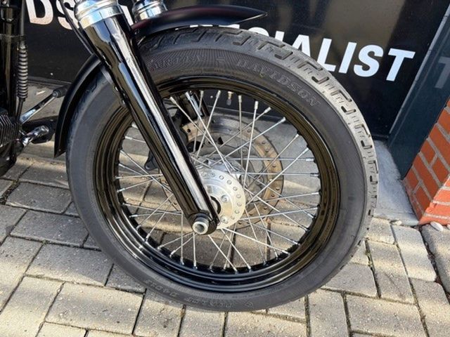 harley-davidson - street-bob-fxdb