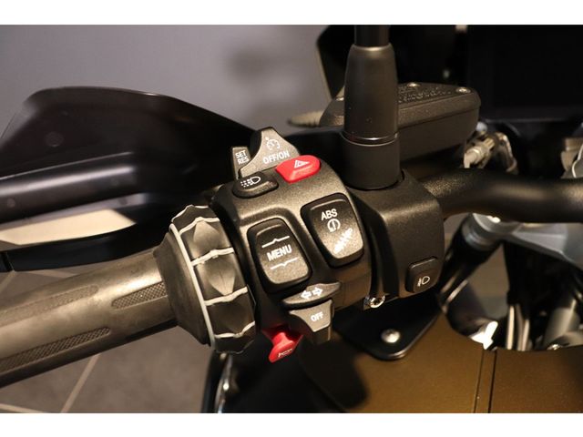 bmw - r-1250-gs-adventure