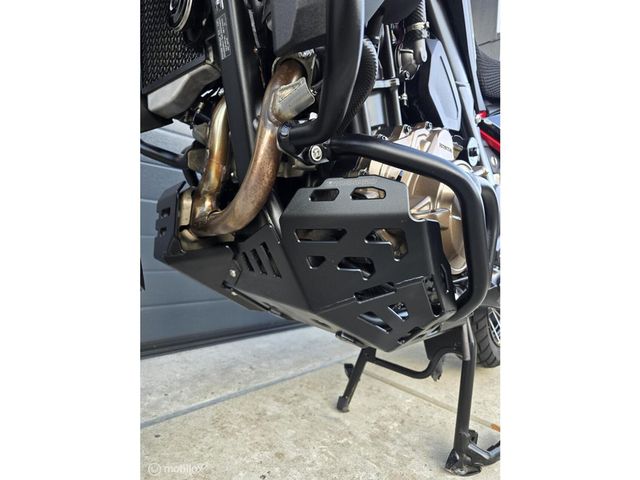 honda - crf-1100-l-africa-twin-dct