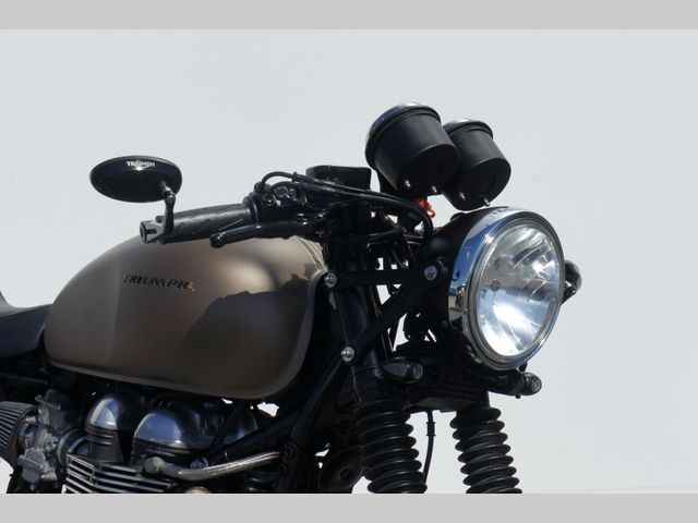 triumph - thruxton-900