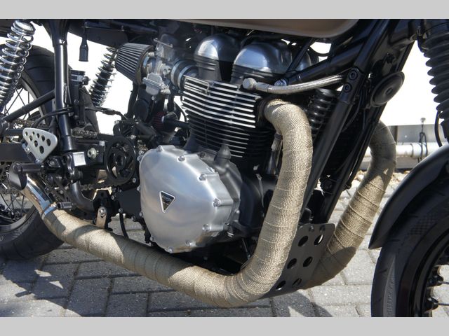triumph - thruxton-900