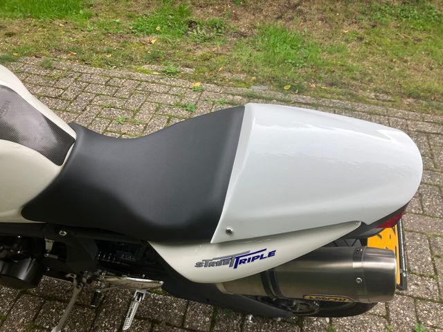 triumph - street-triple-675