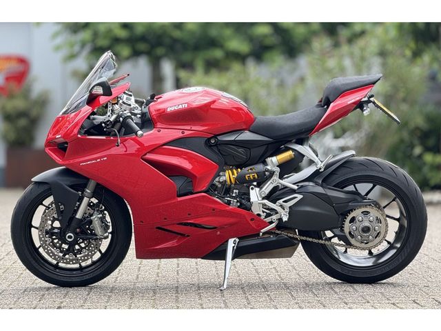 ducati - panigale-v2