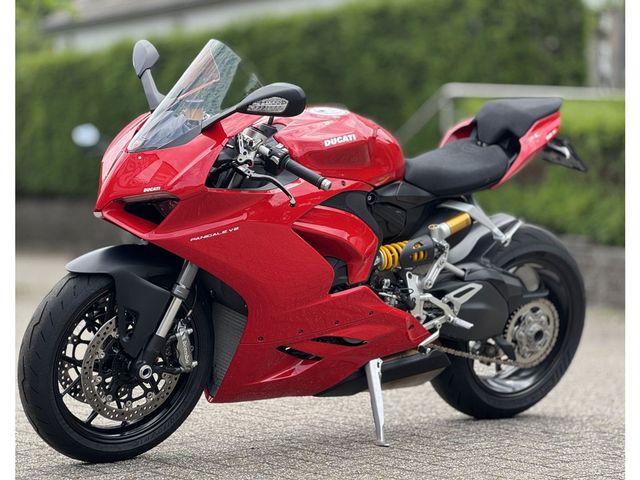 ducati - panigale-v2