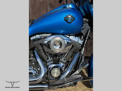HARLEY-DAVIDSON STREET GLIDE – foto 3