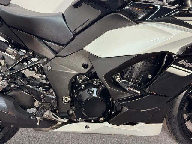 kawasaki - ninja-1000sx