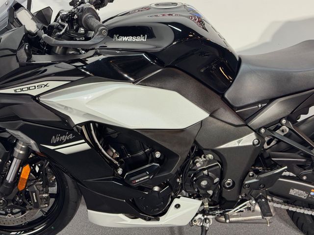 kawasaki - ninja-1000sx
