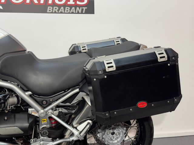 moto-guzzi - stelvio-1200-abs