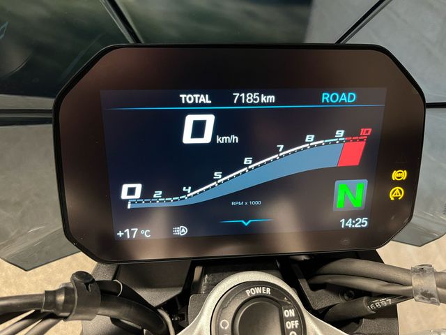 bmw - f-900-r