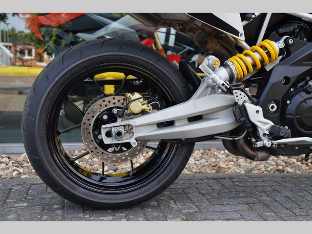 aprilia - dorsoduro-1200