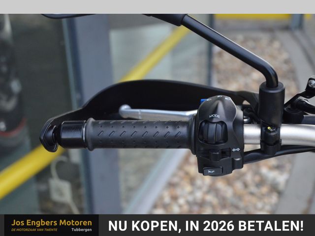 aprilia - dorsoduro-1200