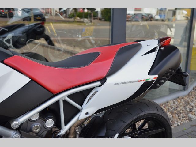 aprilia - dorsoduro-1200