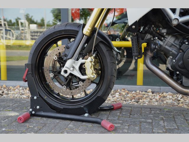aprilia - dorsoduro-1200