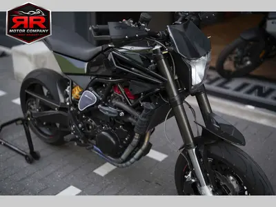 HUSQVARNA NUDA 900 R – foto 2