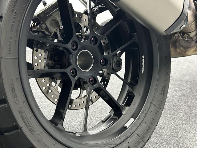 bmw - r-1300-gs-trophy