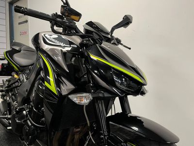 KAWASAKI Z1000 R – foto 3