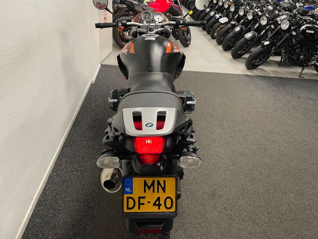 bmw - r-1150-r-rockster