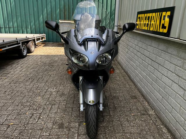 yamaha - fjr-1300