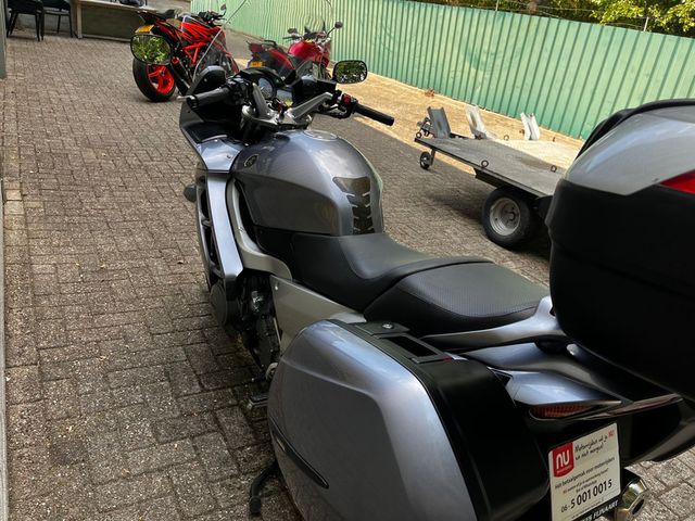 yamaha - fjr-1300