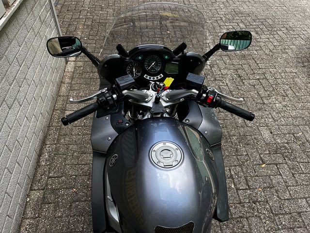 yamaha - fjr-1300