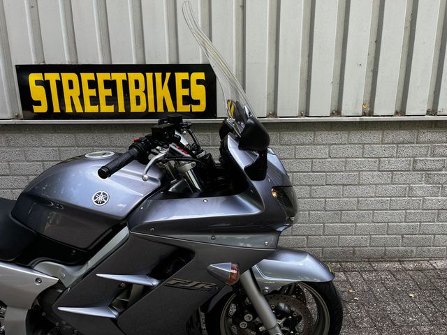 yamaha - fjr-1300