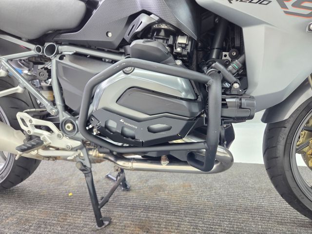 bmw - r-1200-rs