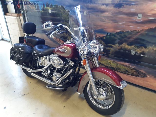 harley-davidson - heritage-softail-classic-flstc