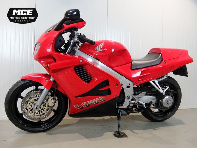 honda - vfr-750-f