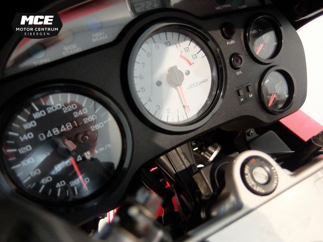 honda - vfr-750-f
