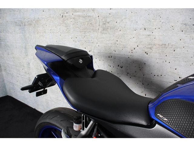 yamaha - yzf-r7