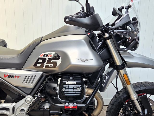 moto-guzzi - v-85-tt