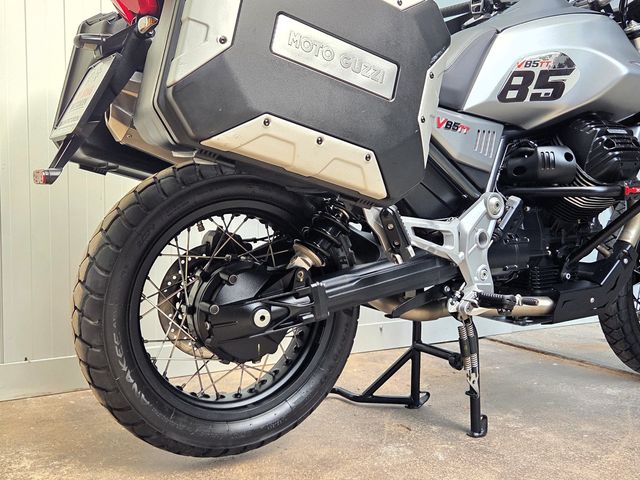 moto-guzzi - v-85-tt