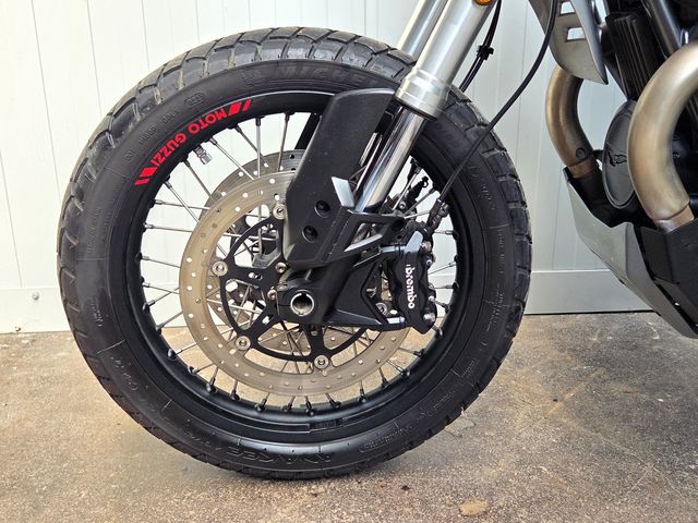 moto-guzzi - v-85-tt