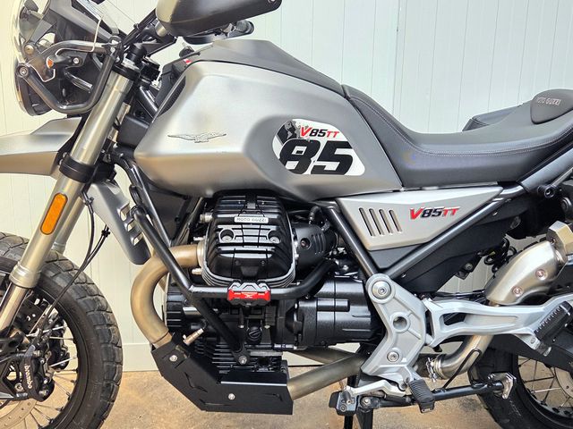 moto-guzzi - v-85-tt