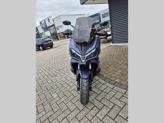 sym - adx-300