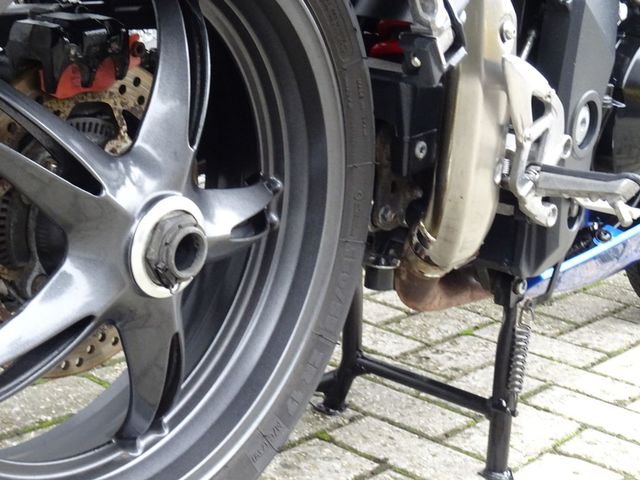 triumph - sprint-st-1050-abs