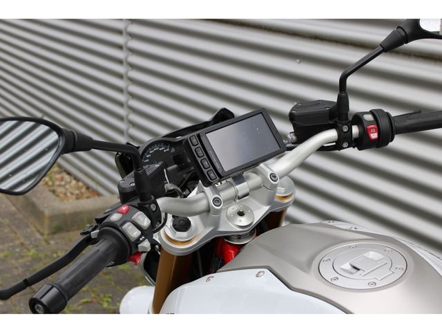 bmw - r-1200-r